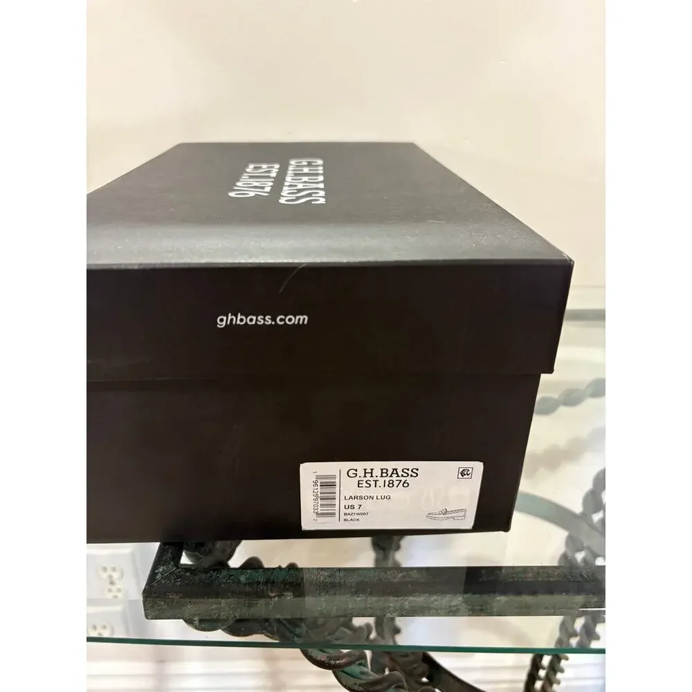 G.H.Bass nwt bass